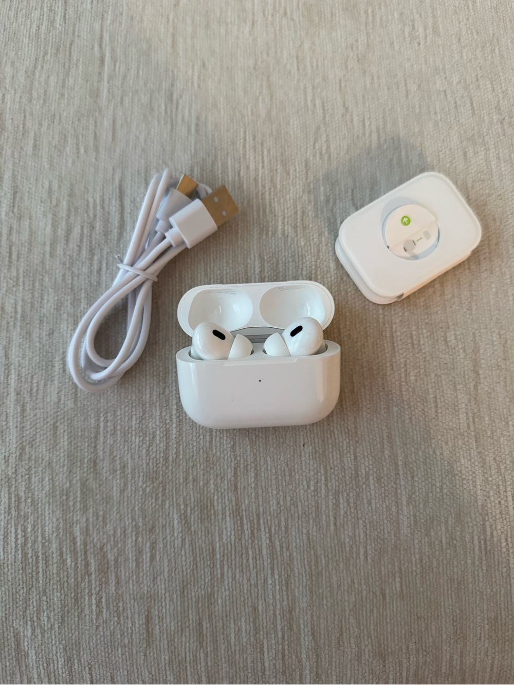 Apple AirPods Pro (2nd Generation) Wireless Ear Buds